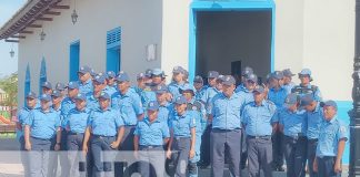 Foto: Visita de estudiantes del MINT a casa réplica del General Sandino en el Paseo Xolotlán / TN8