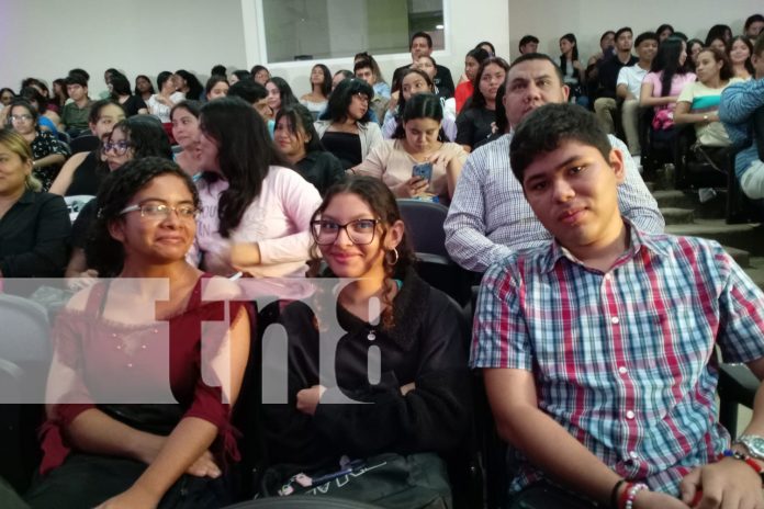 Foto: MINJUVE y UDM apuestan por una juventud preparada /TN8