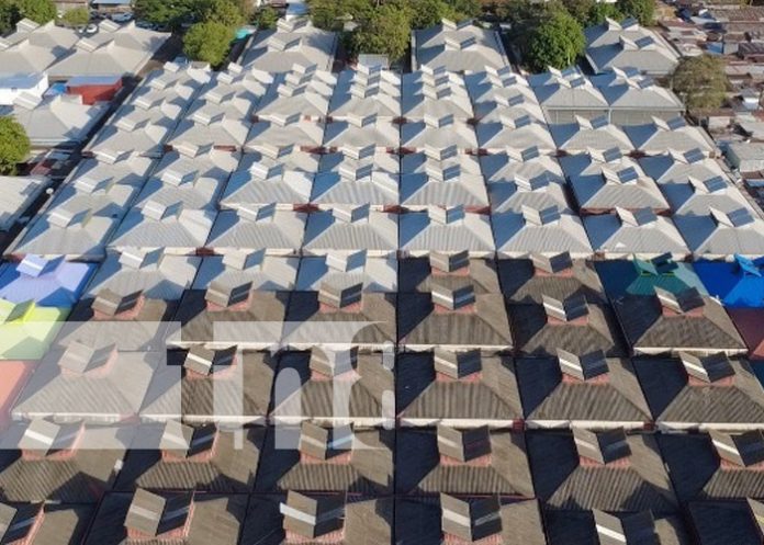 Foto: Inversión para techos en el Mercado Roberto Huembes / TN8