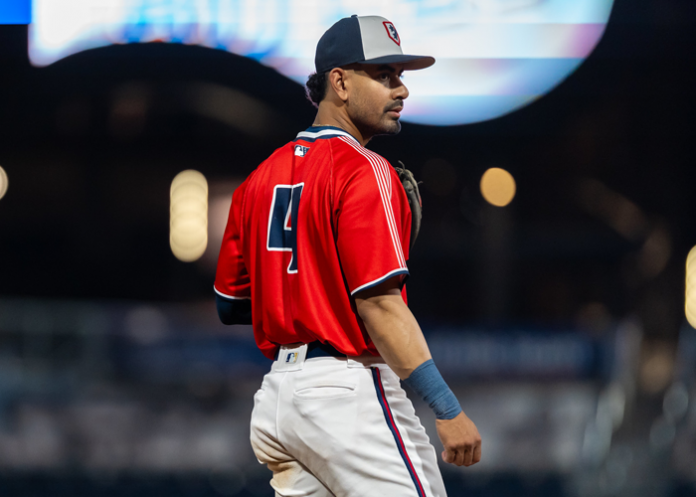 Freddy Zamora encendido en Triple A