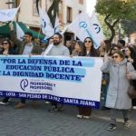 Docentes en Chile inician paro exigiendo condiciones laborales dignas Foto: Docentes se movilizan en Chile /cortesía