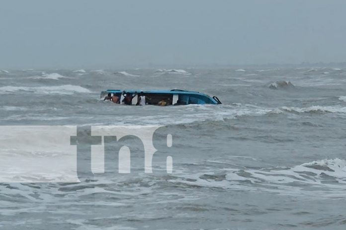 Foto: Naufragio en Bilwi, Puerto Cabezas/TN8
