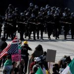 Llamas y caos: California demanda a Trump por enviar Guardia Nacional sin permiso Foto: California demanda a Trump por el despliegue de la Guardia Nacional /Cortesía