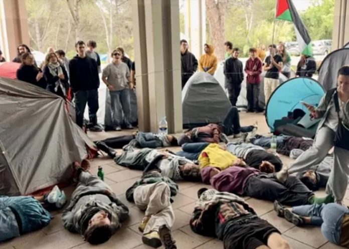 Foto: Movilización estudiantil en Barcelona /cortesía Foto: Movilización estudiantil en Barcelona /cortesía