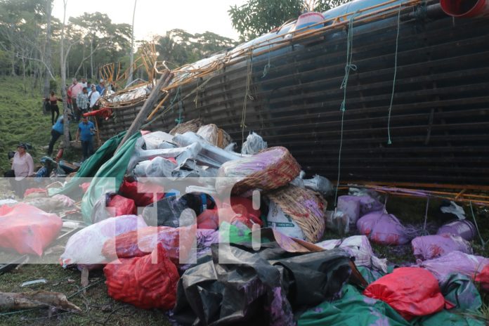 1 Foto: Conductor del bus volcado en Siuna, logra libertad tras acuerdo con familias de las víctimas/TN8