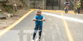 Foto: Familias de Cruz del Paraíso en Managua, celebran avance en infraestructura vial/TN8