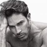 Sebastián Rulli posa desnudo confiesa no tener “pudor alguno” Foto:La colaboración íntima entre Sebastián Rulli y Uriel Santana/Cortesía