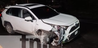 Foto:Conductor ebrio arrasa con todo en la Rotonda de Ticuantepe/TN8