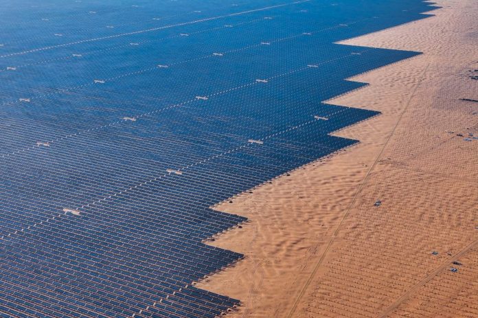 Foto: Proyectos fotovoltaicos en China transforman terreno arenoso/Cortesía
