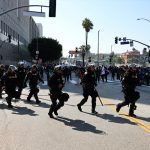 Imponen toque de queda en Los Ángeles tras protestas por militarización Foto: Caos en Los Ángeles /cortesía