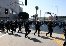Imponen toque de queda en Los Ángeles tras protestas por militarización Foto: Caos en Los Ángeles /cortesía