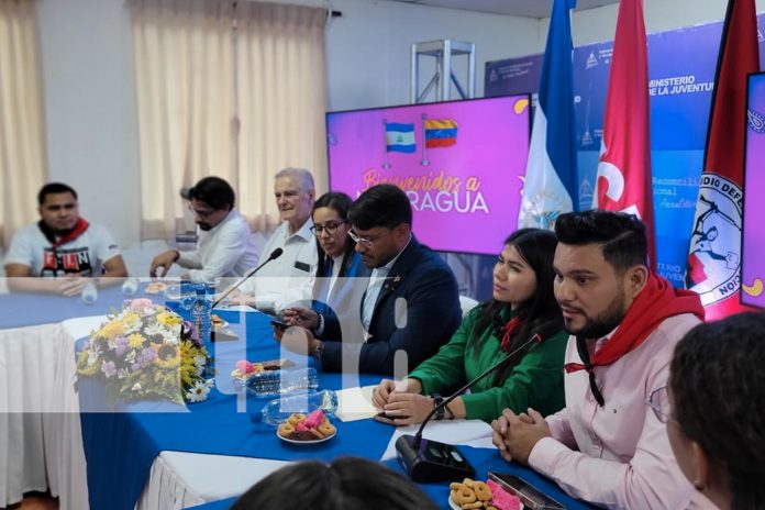 Foto: Juventud nicaragüense comparte con ALBA-TCP/TN8 Foto: Juventud nicaragüense comparte con ALBA-TCP/TN8