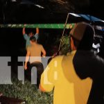 Foto: Camioneta queda atrapada en cauce por negligencia en las delicias, Managua/TN8