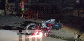 Foto: Un motociclista perdió la vida al estrellarse contra un objeto fijo en Managua/TN8