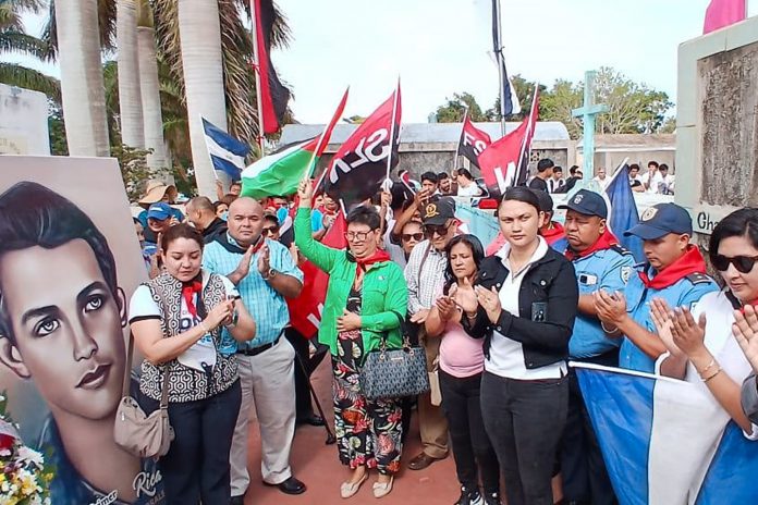 3 Foto: Comandante Ricardo Avilés sigue guiando el camino revolucionario / Cortesía
