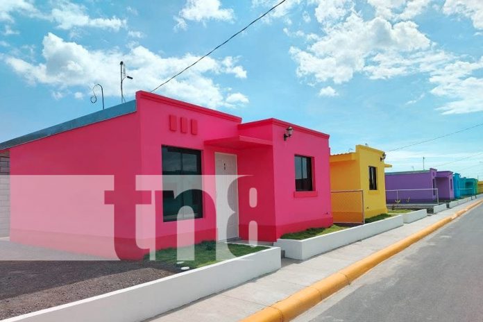 Foto: Familias celebran su nuevo hogar en Corinto /TN8 Foto: Familias celebran su nuevo hogar en Corinto /TN8