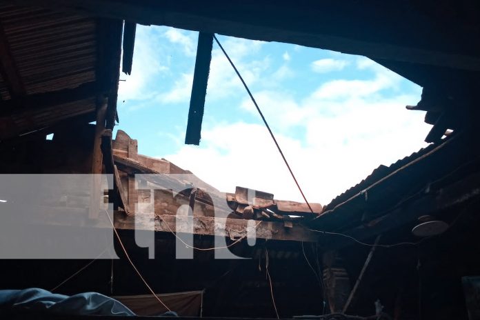 Foto: Niña resulta herida tras colapso en Granada/TN8