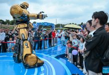 ¡Carnaval Mundial en China! Wuhan impacta con más de 100 robots de última generación Foto: Epicentro de la innovación tecnológica en China/Cortesía