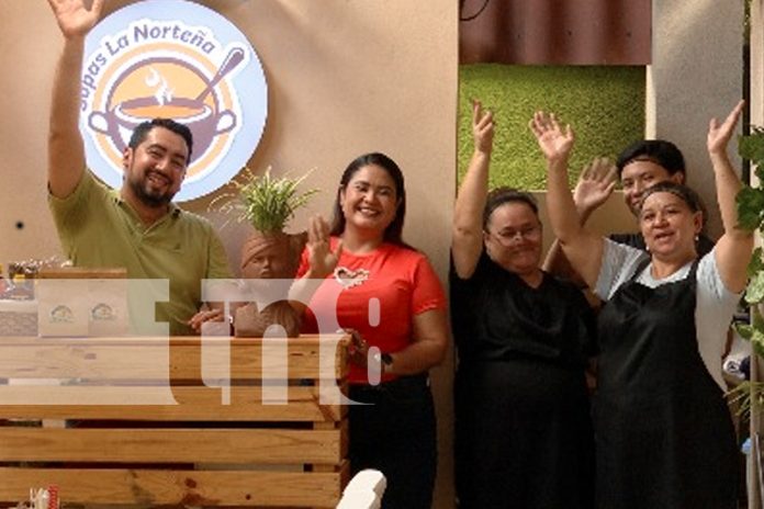 Foto:Una familia sirve el verdadero sabor nicaragüense/Cortesía