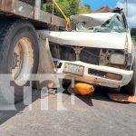 De milagro sobrevive conductor tras impactar contra camión en Carretera Sur Carretera Sur