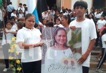 Granada da el último adiós a maestra fallecida en accidente de tránsito