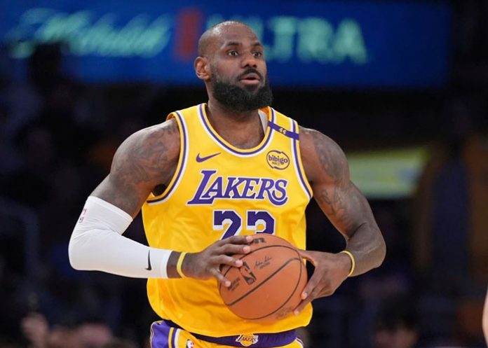 JAMES lebron, james, baloncesto, nba,