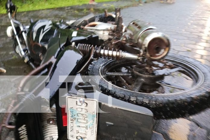 Foto: Jovencito de Rivas muere en choque contra un árbol /TN8 Foto: Jovencito de Rivas muere en choque contra un árbol /TN8