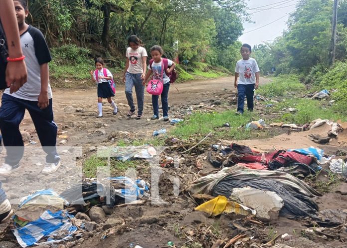 Foto: Basura por doquier, situación empeora cerca de Las Jagüitas, en Managua / TN8 Foto: Basura por doquier, situación empeora cerca de Las Jagüitas, en Managua / TN8