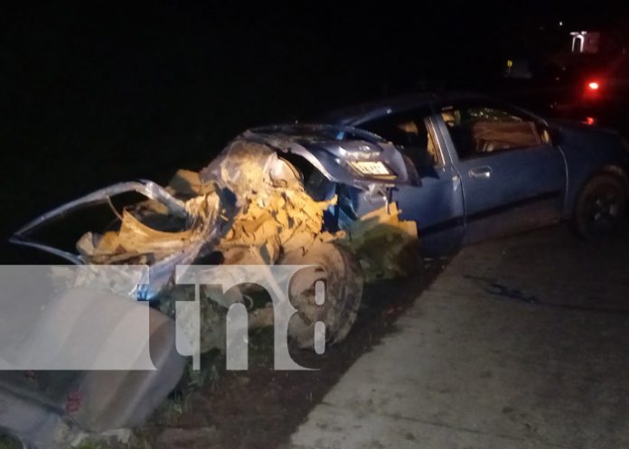 Foto: Invasión de carril y choque en Río Blanco / TN8 Foto: Invasión de carril y choque en Río Blanco / TN8