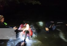 Cuatro pescadores de Rivas son rescatados tras horas de angustia en el Cocibolca Foto: Rescate de pescadores en el Lago Cocibolca, Rivas / TN8
