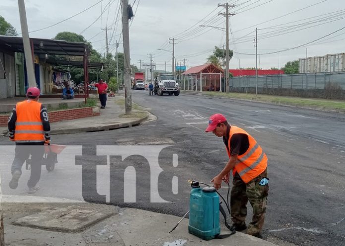 Foto: Reparación de calles en el barrio Cuba, Distrito II de Managua / TN8