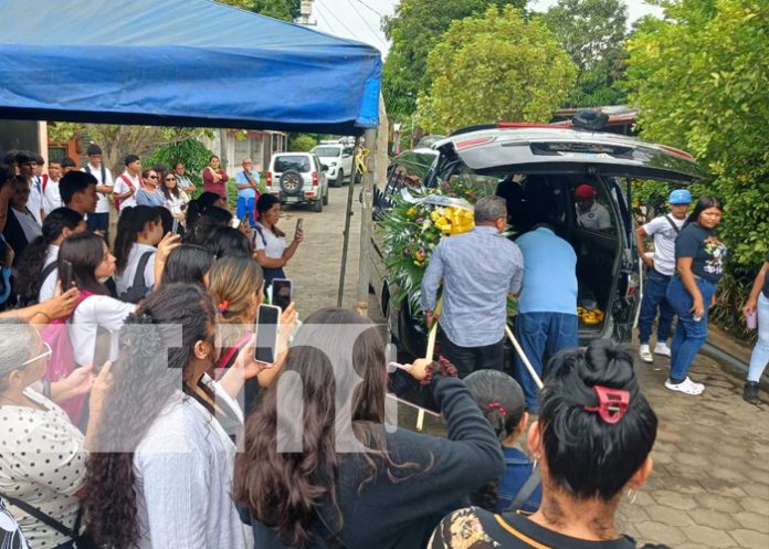 Foto: Despiden a madre e hija que fueron asesinadas en Managua / TN8 Foto: Despiden a madre e hija que fueron asesinadas en Managua / TN8