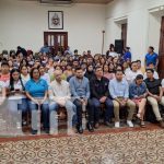 Inicia capacitación en edición de videos móviles para jóvenes comunicadores en León Foto: Edición de videos, capacitación con comunicadores de León / TN8