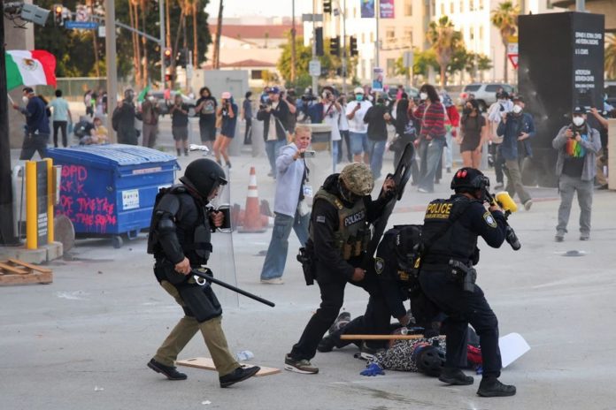 Foto: Movilizan a cientos de 'marines' para responder al caos en Los Ángeles /Cortesía