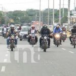 ¿Qué dice la ley en Nicaragua sobre el transporte de menores en vehículos livianos? Foto: Seguridad vial en Nicaragua / TN8