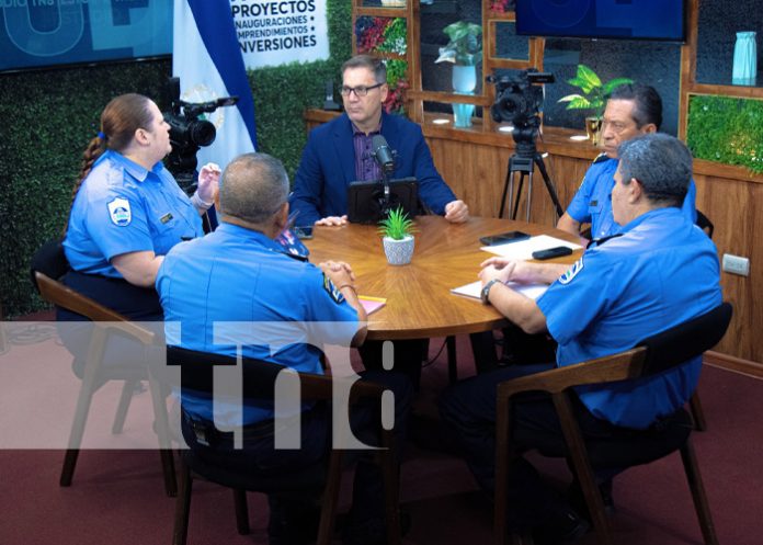 Foto: Estudio TN8 con autoridades del Ministerio del Interior de Nicaragua / TN8