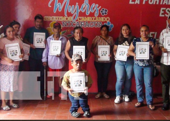 Foto: Entrega de títulos de propiedad en Matiguás / TN8 Foto: Entrega de títulos de propiedad en Matiguás / TN8