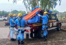 Foto: Capacitación de bomberos en rescate con cuerda / TN8