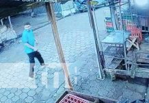 Sujeto roba oro y plata de joyería en Boaco: Policía analiza videos Foto: Ladrón de joyería en Boaco / TN8