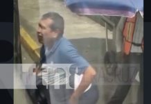 Ladrón se distrae y termina siendo grabado en pleno acto delictivo en Managua Foto: Ladrón cerca de parada de buses en Managua / TN8