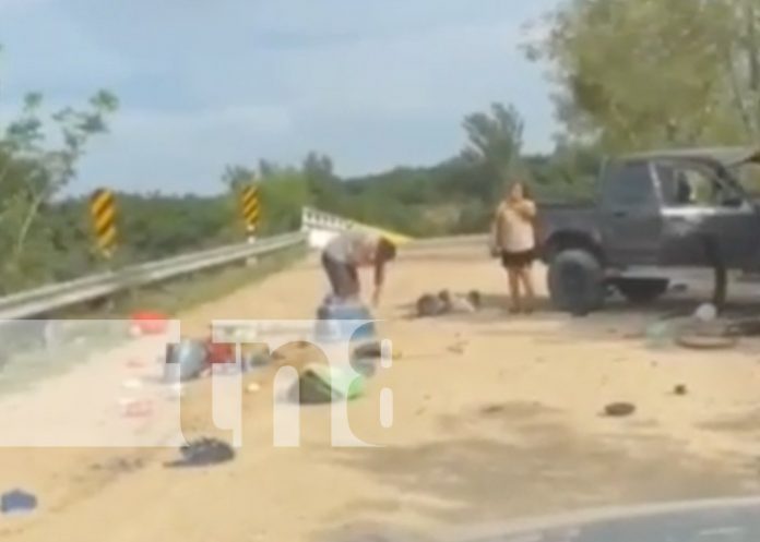 Foto: Trágico vuelco de camioneta en Chinandega / TN8