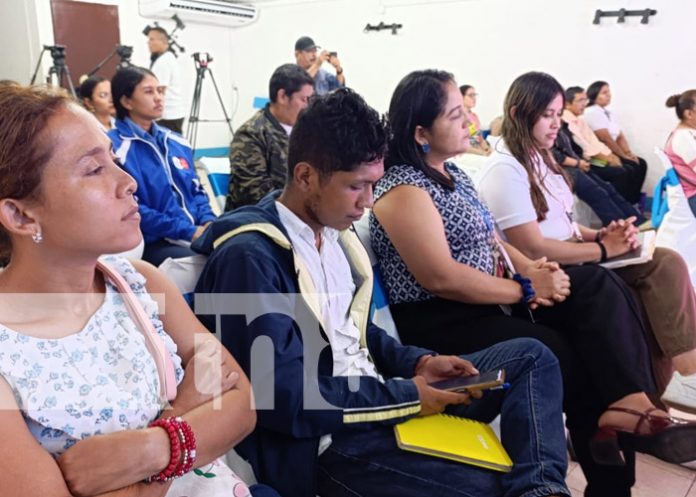 Foto: Conversatorio con servidores públicos de Nicaragua sobre personas con discapacidad / TN8