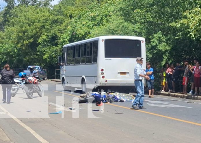 Foto: Mortal accidente en carretera León - Poneloya / TN8 Foto: Mortal accidente en carretera León - Poneloya / TN8
