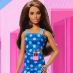 Lanzan nueva Barbie inclusiva con dispositivo real para controlar la diabetes Foto: Llega la primera Barbie con diabetes tipo 1 /cortesía