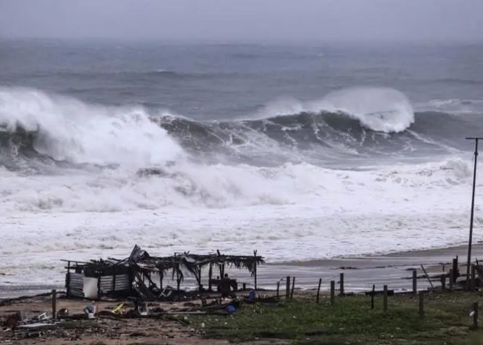 Foto: Huracán Flossie en México /cortesía Foto: Huracán Flossie en México /cortesía