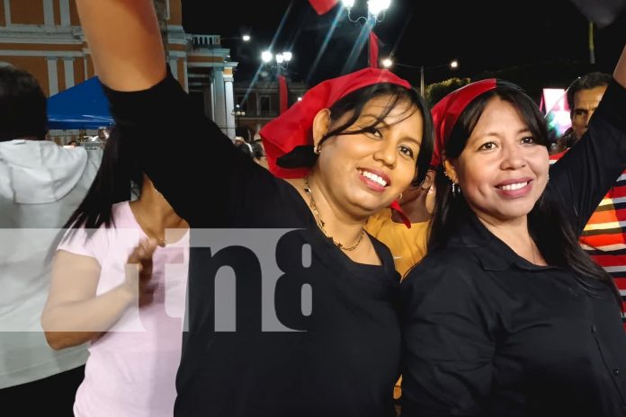 Foto:Granada honra su historia con arte y alegría en una jornada memorable/TN8