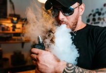 «Pulmones de un anciano»: Testimonio de joven en EEUU con daños por vapeo Foto: Jacob Temple, un joven de 24 años originario de Kentucky/ Cortesía