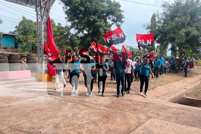 1 Foto: Inauguran cancha del barrio San Antonio en saludo al 46/19/TN8