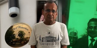 Foto: Policía halla millones y banderas falsas en embajada trucha/Cortesía