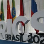 Trump lanza arancel del 10 % contra países que respalden al BRICS y desafíen el dólar Foto: Trump lanza arancel del 10 % contra países que respalden al BRICS y desafíen el dólar/Cortesía